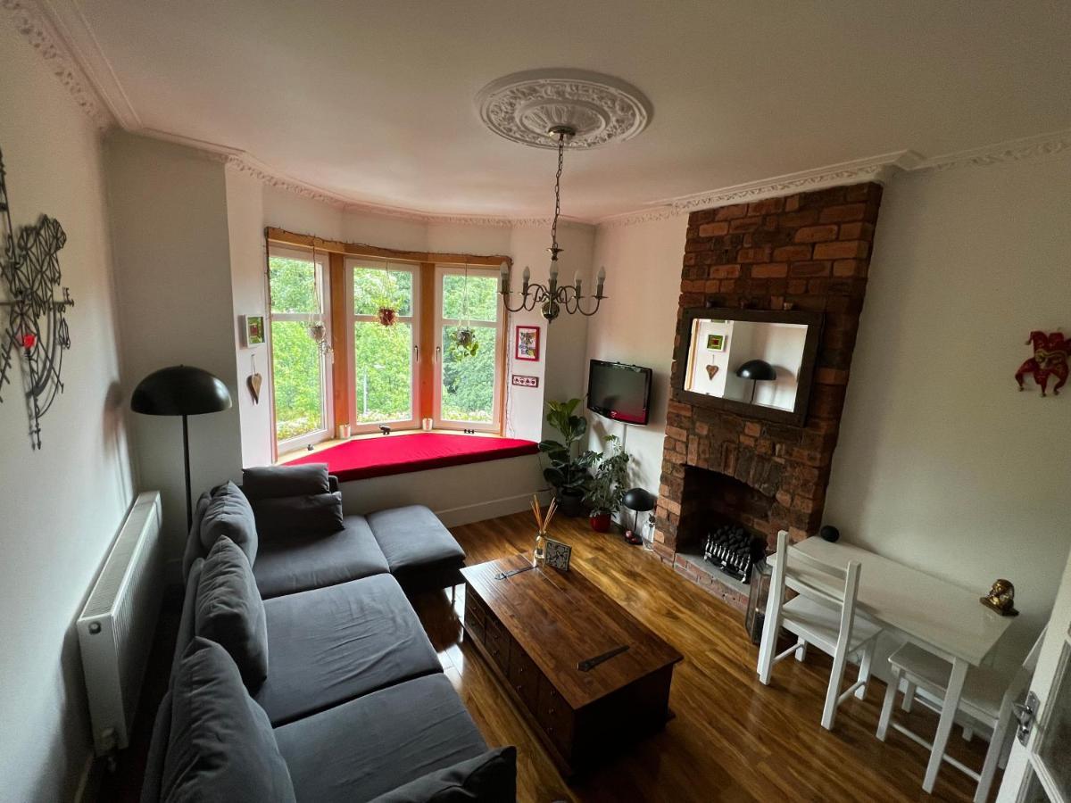 1 Bedroom Flat In Tolcross, Glasgow Top Floor. Luaran gambar